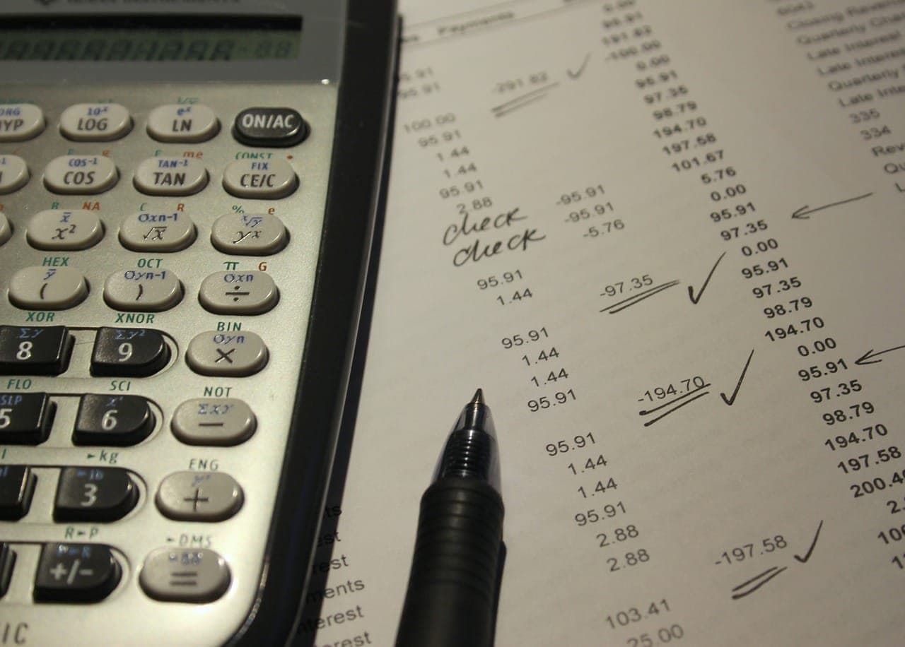 Tips from Gladiator Lending on How to Avoid Over-Leveraging Your Personal Finances